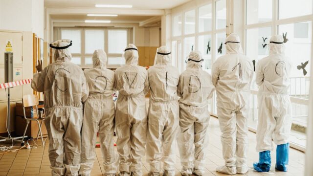 Ebola Strikes — Ebola Strikes Back: Missionary Carries Virus to Europe, WHO Sounds Ala (featured)