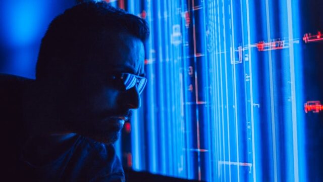 artificial intelligence Cybersecurity — Cybersecurity in Crisis: AI Threats Drive Demand for Experts (featured)