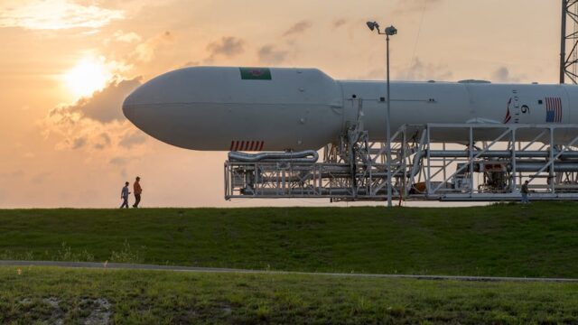 SpaceX — SpaceX's Starship Delay: Will Innovation Crash in Market Chaos? (featured)