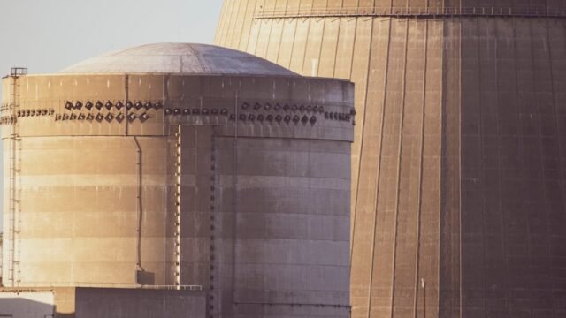 Nuclear Ambitions — UAE's Nuclear Ambitions: A Bright Future or a Perilous Gamble? (featured)