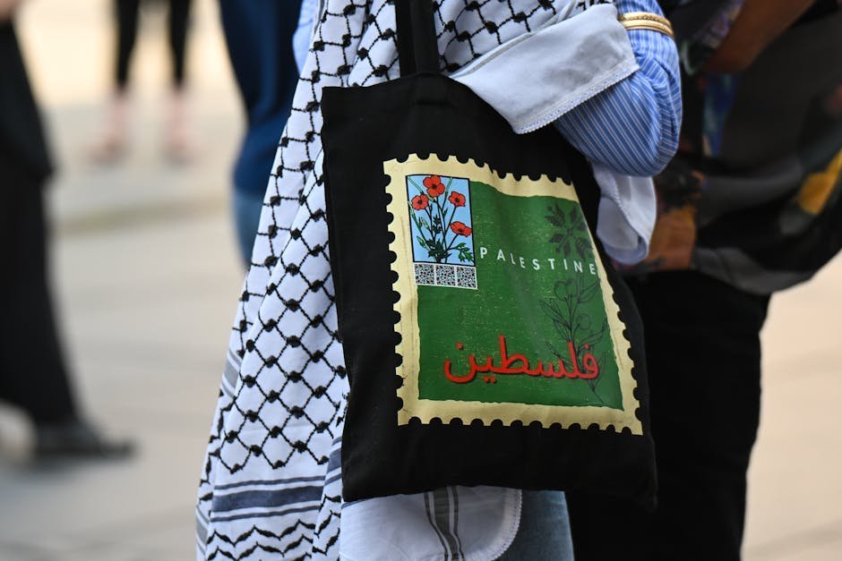 Israel Bold — Israel's Bold Move in East Jerusalem: Ethnic Cleansing or Political St (photo)