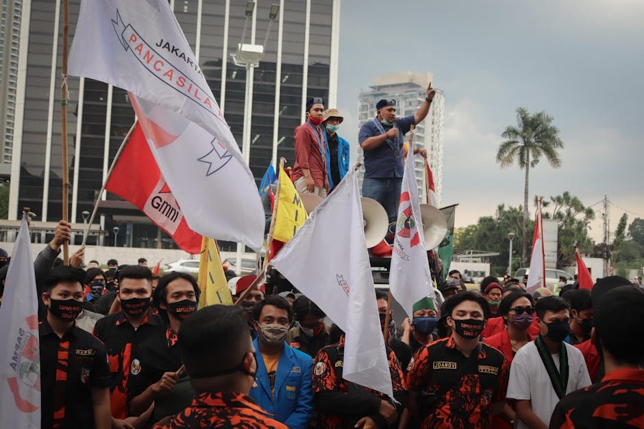 Cockroach Protests — "Cockroach Protests: India's Youth Rallying Against Political Corrupti (photo)