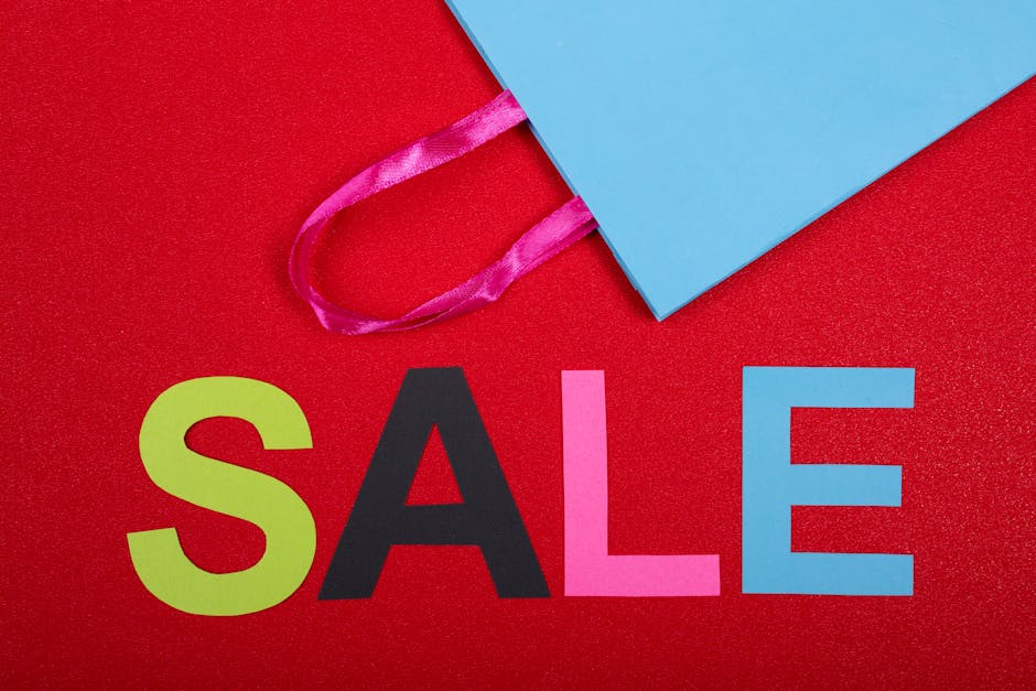Memorial Day — Memorial Day Deals: Honoring Heroes or Fueling Consumerism? (photo)