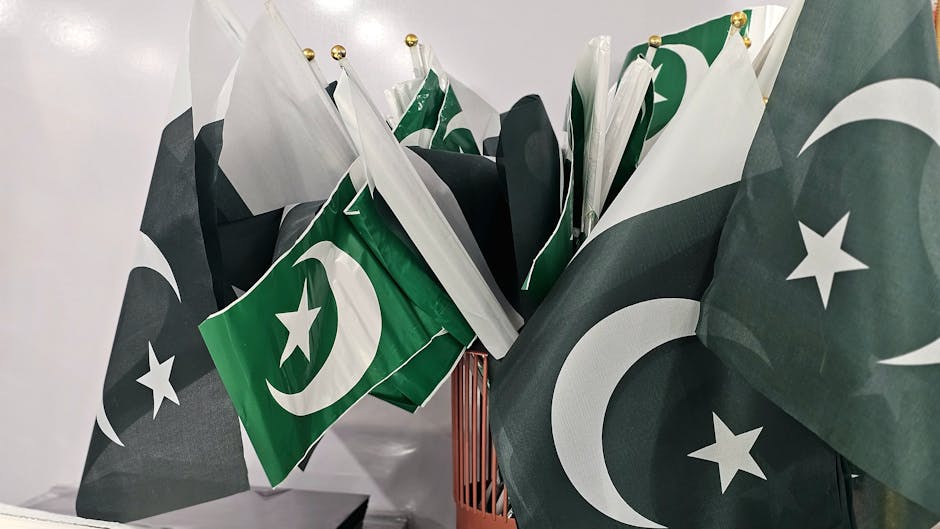 Trump Pakistan — Pakistan's Diplomatic Gamble: Trump's Peace with Iran or Political The (photo)