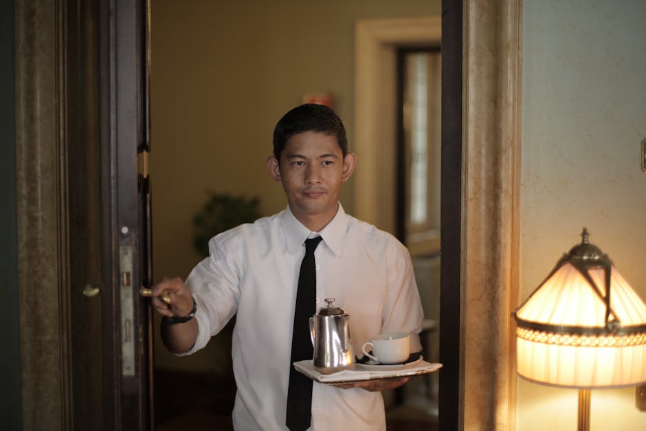 hospitality — U.S. Hospitality Boom: World Cup Jobs or Economic Mirage? (featured)