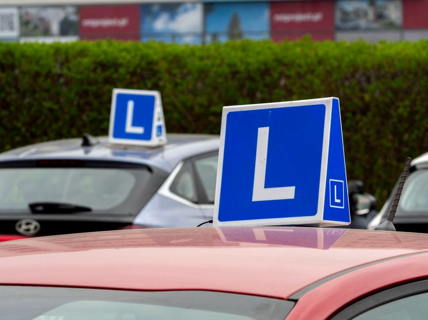 learner drivers — UK Learner Drivers Face Chaos as New Test Booking Rules Hit (featured)