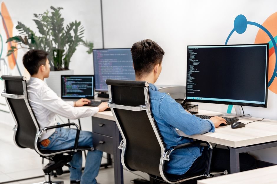 technology — The Double-Edged Sword of Rockstar Developers in Tech (featured)