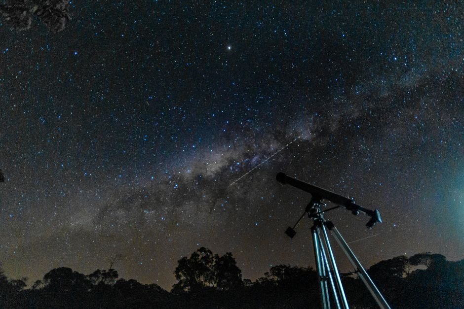 science — James Webb Telescope: A Cosmic Solution to Earthly Conflicts (featured)