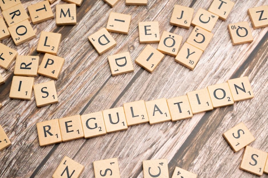 technology — U.S. Regulators Tighten Grip on AI in Finance: A Tech Ticking Time Bom (featured)