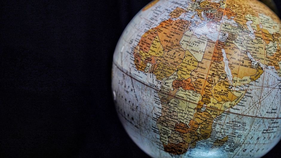 Iran — Iran's Grip on America: A Geopolitical Quagmire Unveiled (featured)