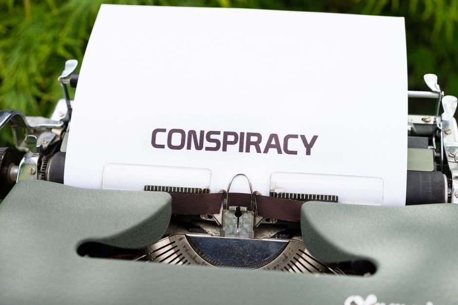 JD Vance — JD Vance's Epstein Gamble: A Misguided Quest for Attention? (featured)