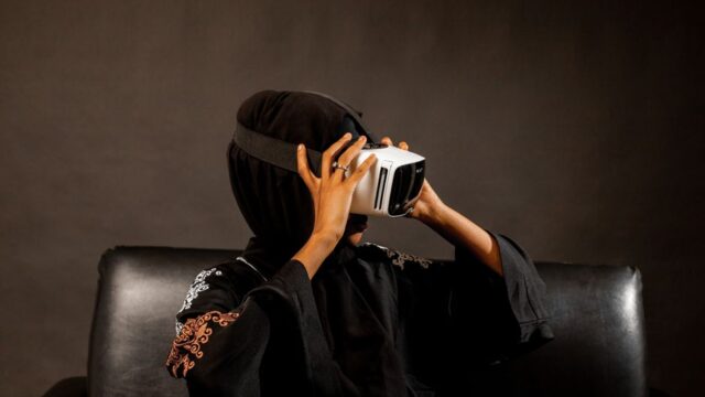 Snap glasses — Will Snap's $2,000 Glasses Make a Fashion Statement? (featured)