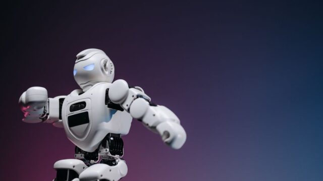 Artificial Intelligence — Apple's AI Price Hike: Can the Tech Giant Keep the Pace? (featured)