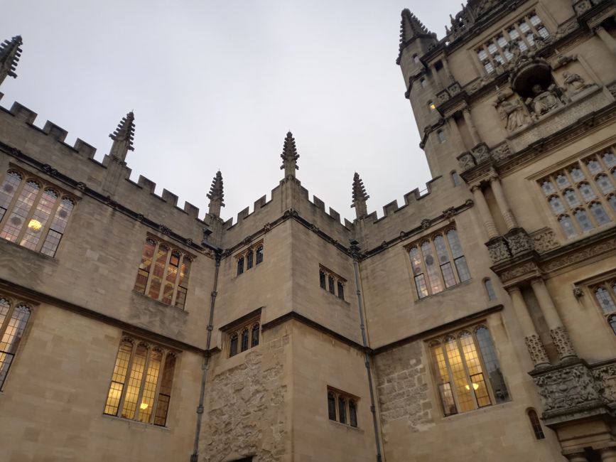 Israel — Oxford Union head being investigated by counter terrorism police after (featured)