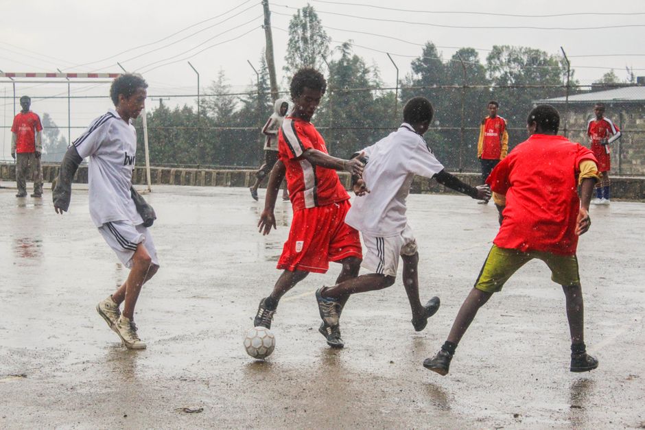 France Iraq Football Match — Weather May Rains on France's Parade in Crucial Iraq Match (featured)