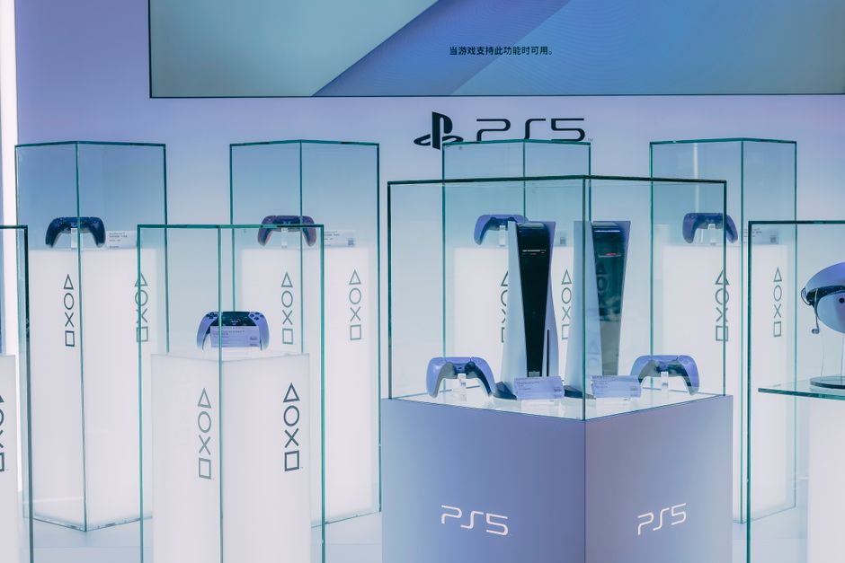 Steam Machine — The Steam Machine: A Glimpse into a Gaming Future of Luxury (featured)