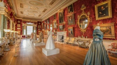 National Portrait — National Portrait Gallery display withdrawn after Churchill row (featured)