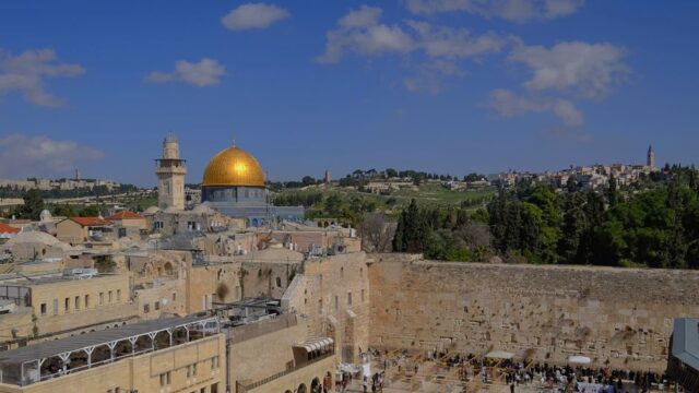 Israel, Jerusalem, conflict — Israel's grip on Jerusalem's holy site sparks fears of all-out war (featured)
