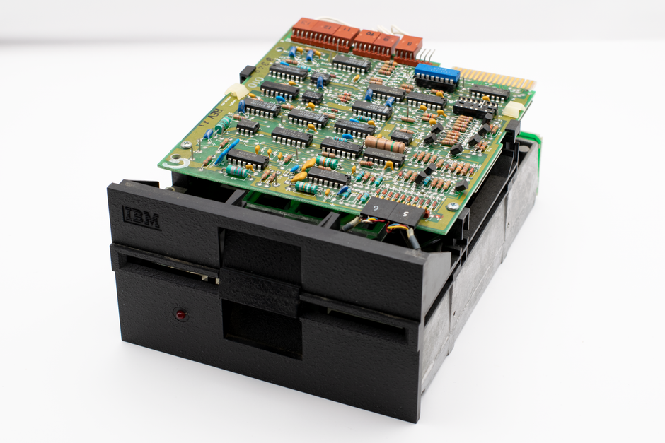 technology — IBM's 'Block of Flats' Chip Design Paves the Way for Smaller, Powerful (featured)