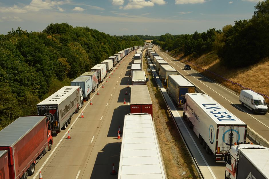transportation woes — M25 Motorway Chaos: The Plight of Drivers in the Wake of the Dartford (featured)