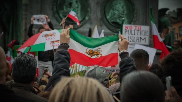 Iran conflict — Trump's Iran Conundrum: A Betrayal of 'No New Wars'? (featured)