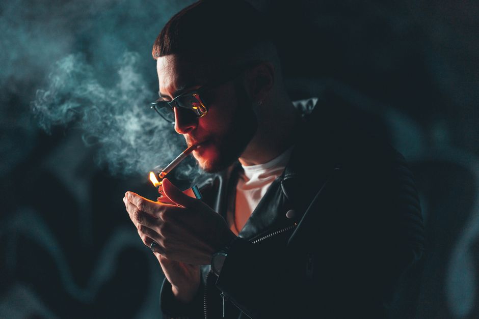 Madonna smoking trend — Madonna's Smoking Trend Raises Questions of Authenticity and Consequen (featured)