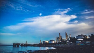 Venezuela's oil — Venezuela's Oil: Can India Embrace a Controversial Energy Gamble? (featured)