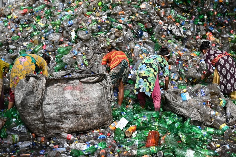 South Asia — Economic Woes in South Asia: Are Corporations Profiting Over People? (inline 1)