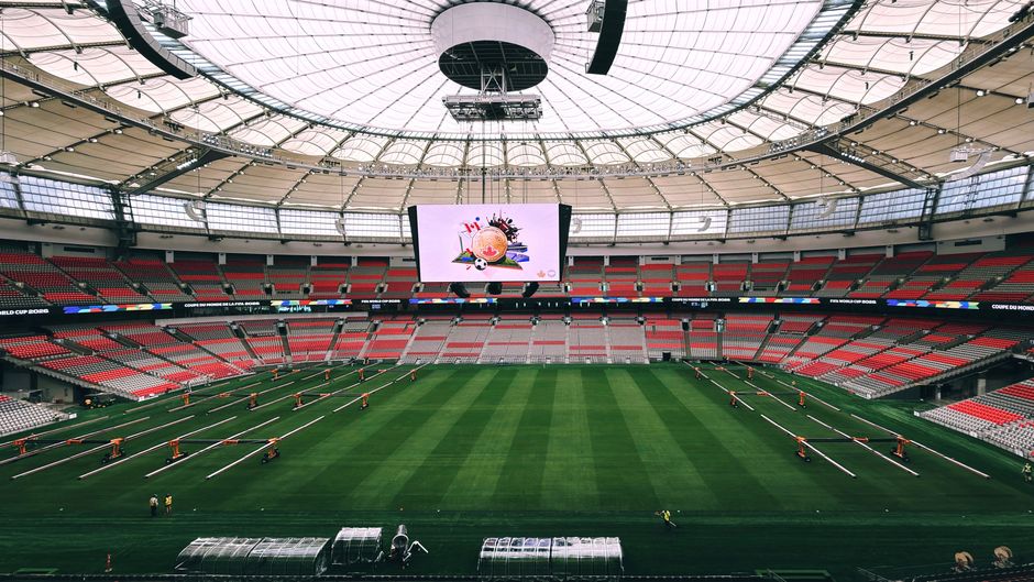 World Cup — Canada's Thrilling Match Against Qatar Leaves World Cup On The Edge (photo)