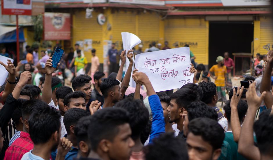 education reform — India's Youth Erupt in Protest for Education Reform (photo)