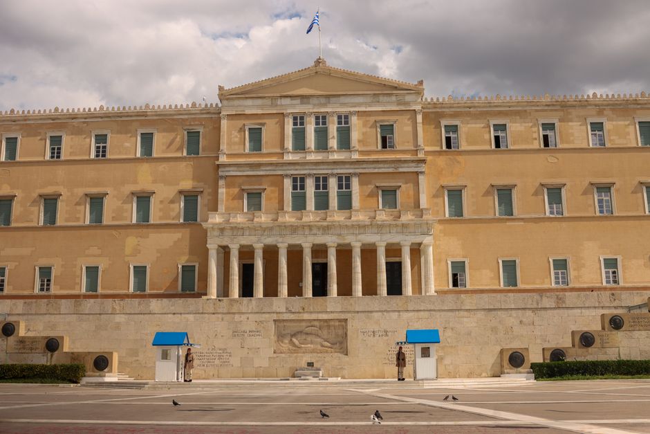 Greek politics — Greek Politics Hides Behind 'Beliefs' (photo)