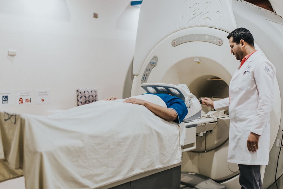 technology — Can AI Replace Human Doctors in Healthcare Revolution? (inline 2)