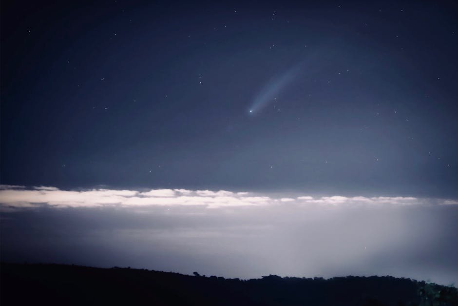 science — Comet 3I/ATLAS: A Cosmic Spectacle Unveils the Unknown (inline 2)