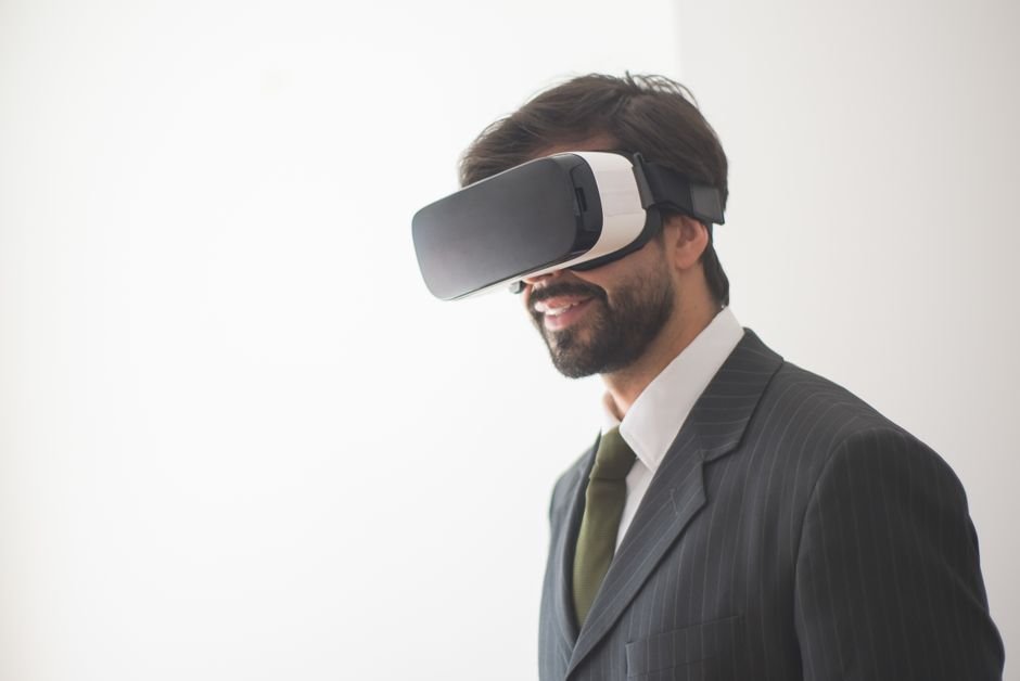 smart glasses — Qualcomm Powers Up Smart Glasses Revolution with Snapdragon Reality El (photo)