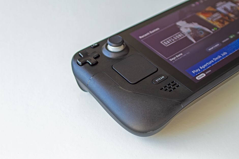 Steam Controller — Valve struggles to keep up with Steam Controller orders (photo)