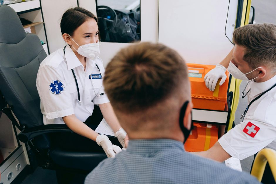 medical protocol — A Doctor's Dilemma: Where Instinct Meets Protocol (photo)