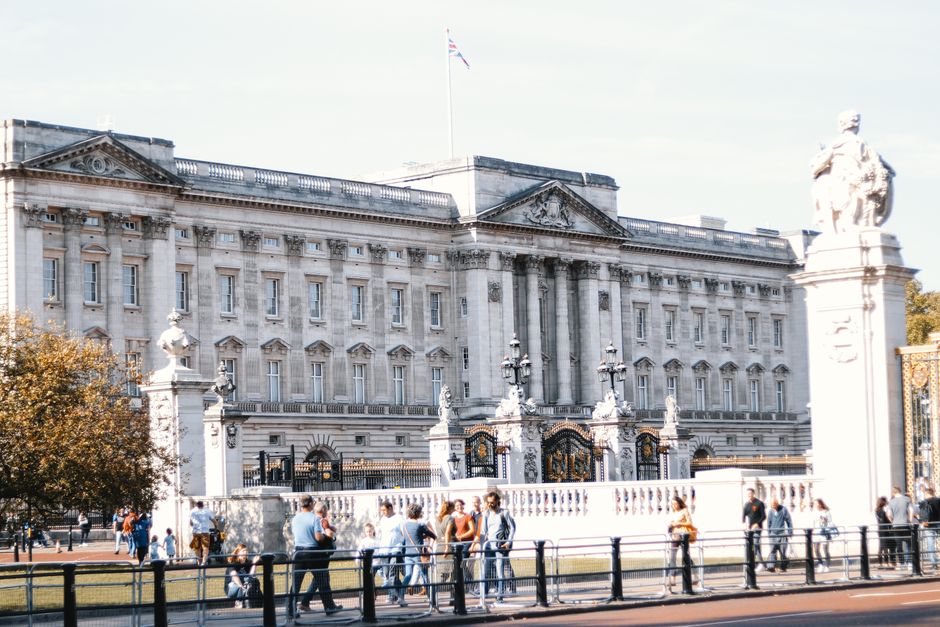 British Monarchy. — William Turns 44: The Future of the British Monarchy Hangs in the Bala (photo)