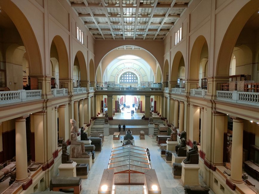 National Portrait — National Portrait Gallery display withdrawn after Churchill row (photo)