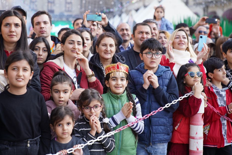France — France's Festive Spirit Divided by Toxic Nationalism (inline 2)