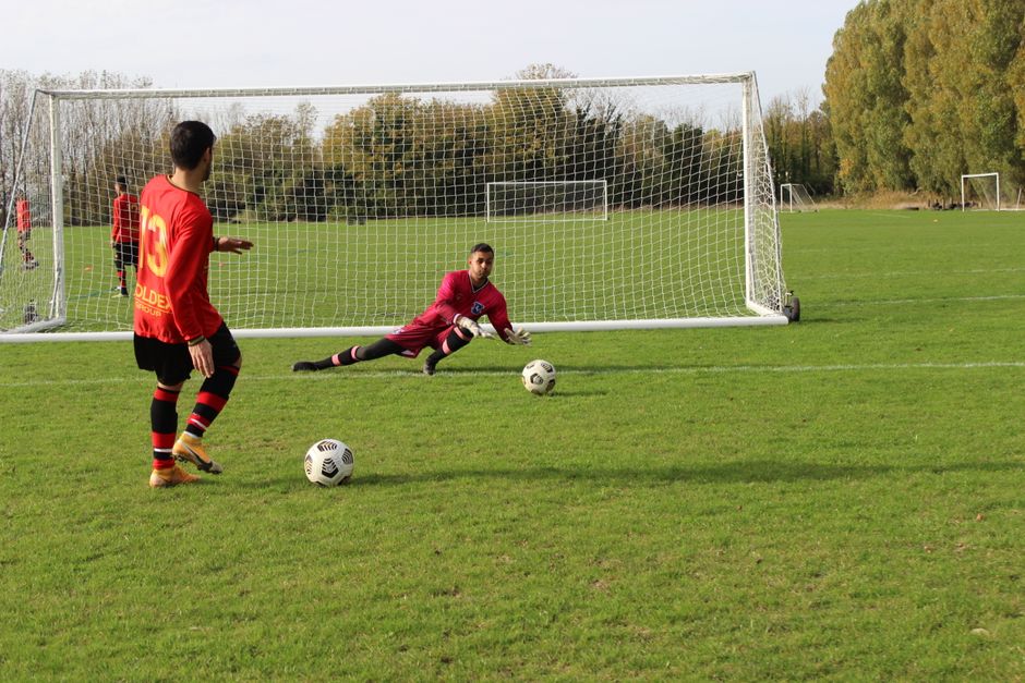 Nerves, Football, Paraguay — Nerves' Primal Power Takes Down German Football Titan (photo)