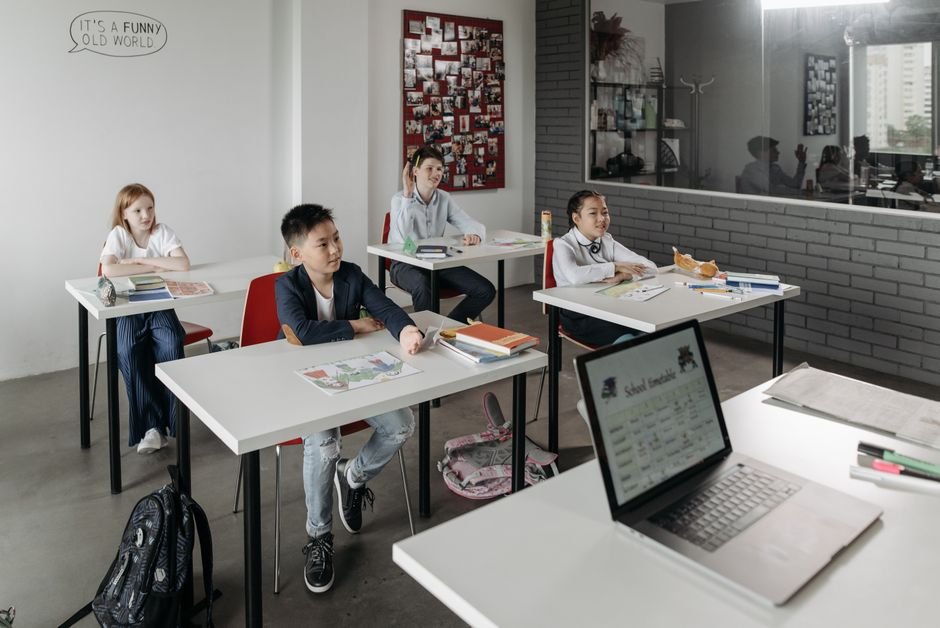 AI in Education — District 186 Takes Bold Step on AI Use in Schools (inline 3)