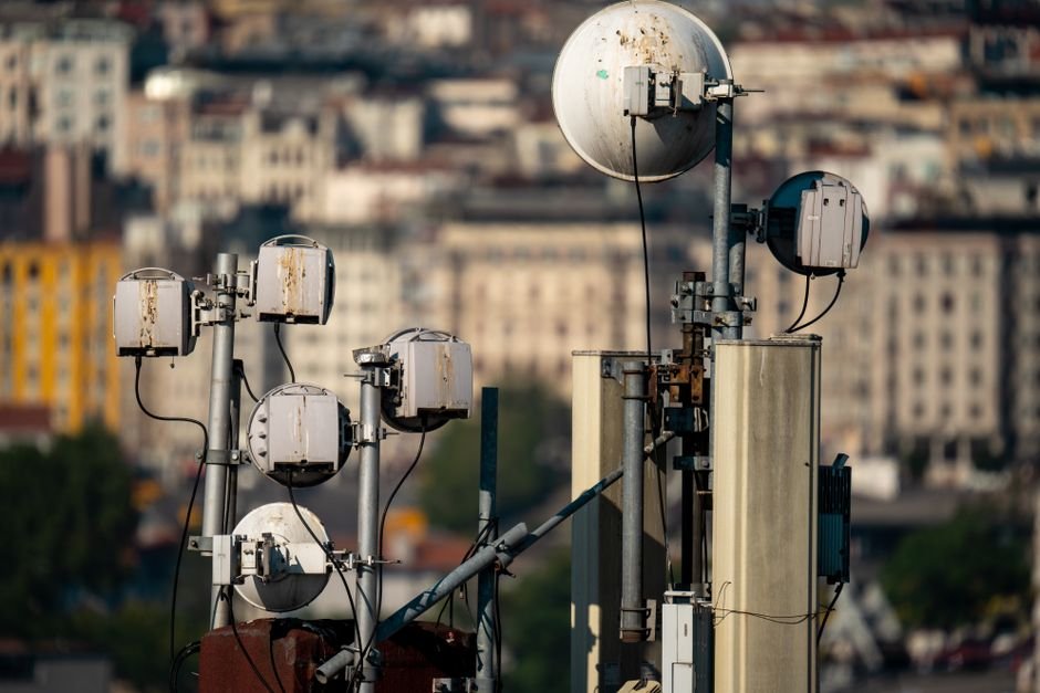 Huawei ban — Europe's Huawei Ban: Innovation at Risk Amidst Geopolitical Tensions (inline 3)