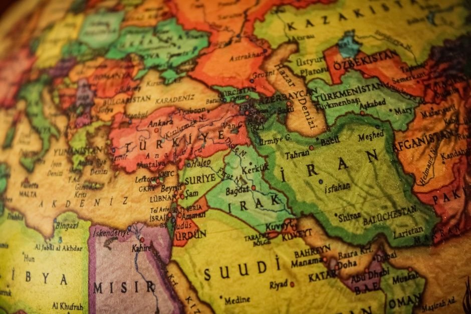 Iran Deal — Trump's Iran Deal: Diplomatic Breakthrough or Recipe for Chaos? (inline 3)