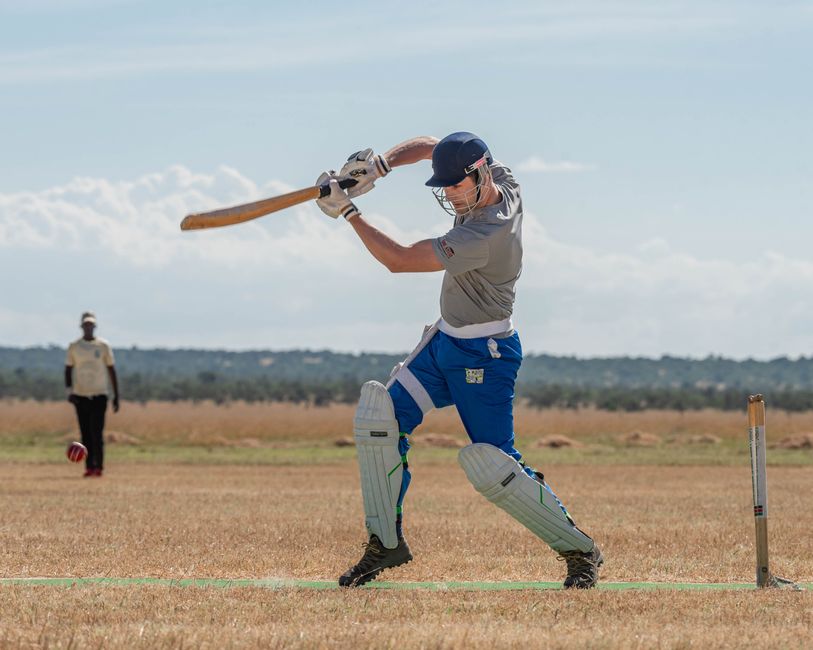 King — King meets women's cricket team that is not allowed to exist (inline 3)