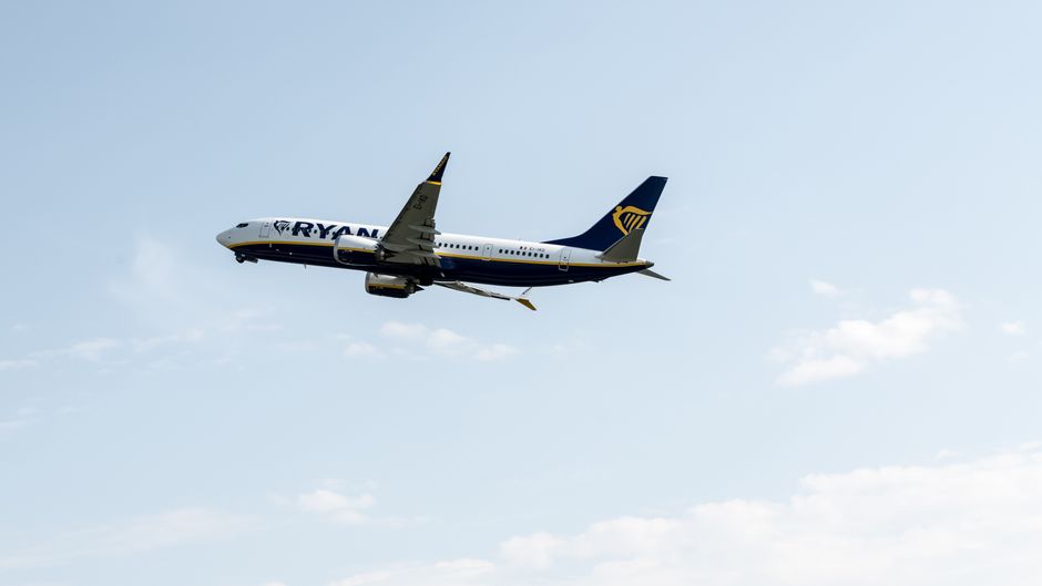 Ryanair — Ryanair Abandons £8 Fee for Families to Sit Together (inline 3)