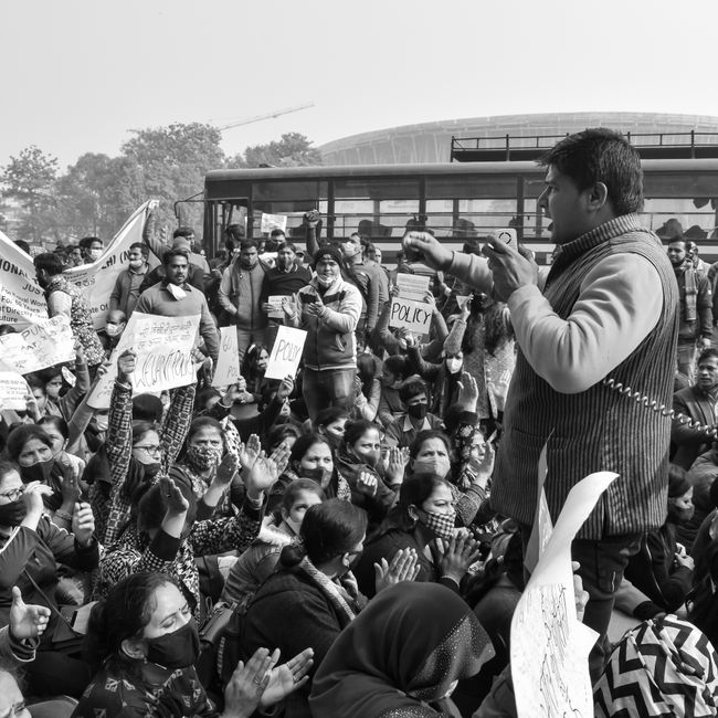 education reform — India's Youth Erupt in Protest for Education Reform (photo)