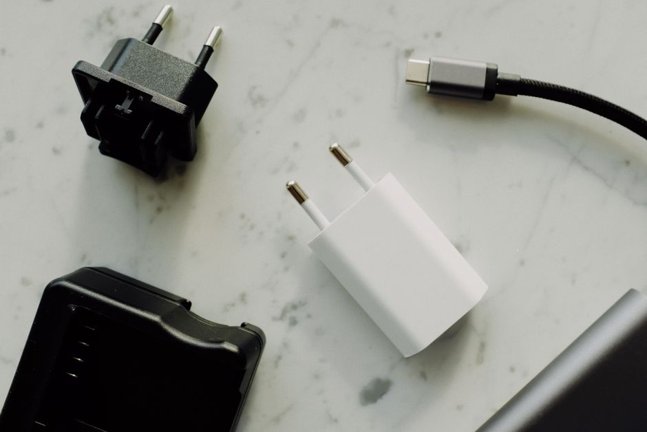 power banks — Power Banks on Air Travel: The Hidden Hazard (photo)