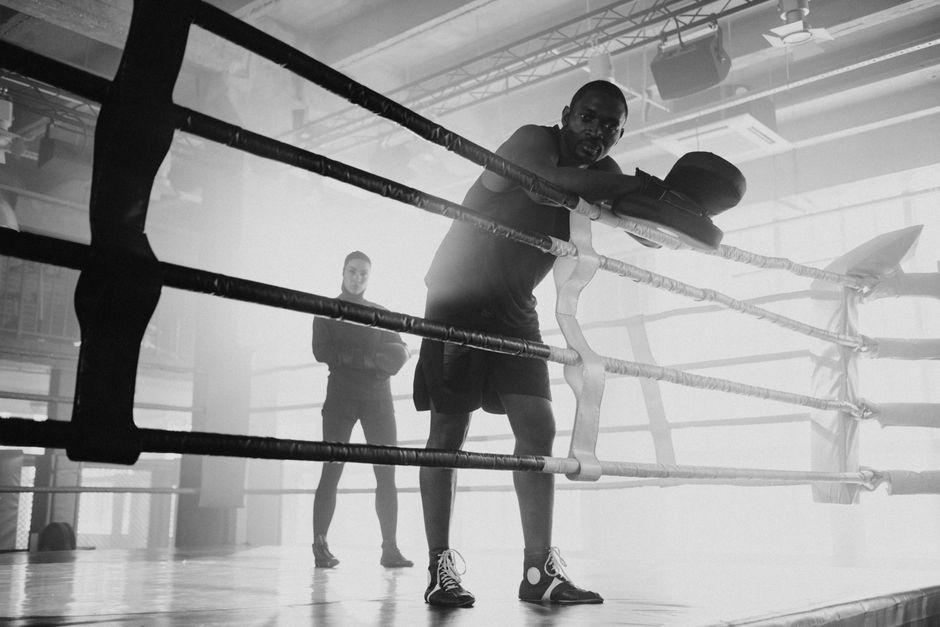 Usyk Heavyweight — Usyk's Shocking Decision: Heavyweight Champion Vacates Title Belts (photo)