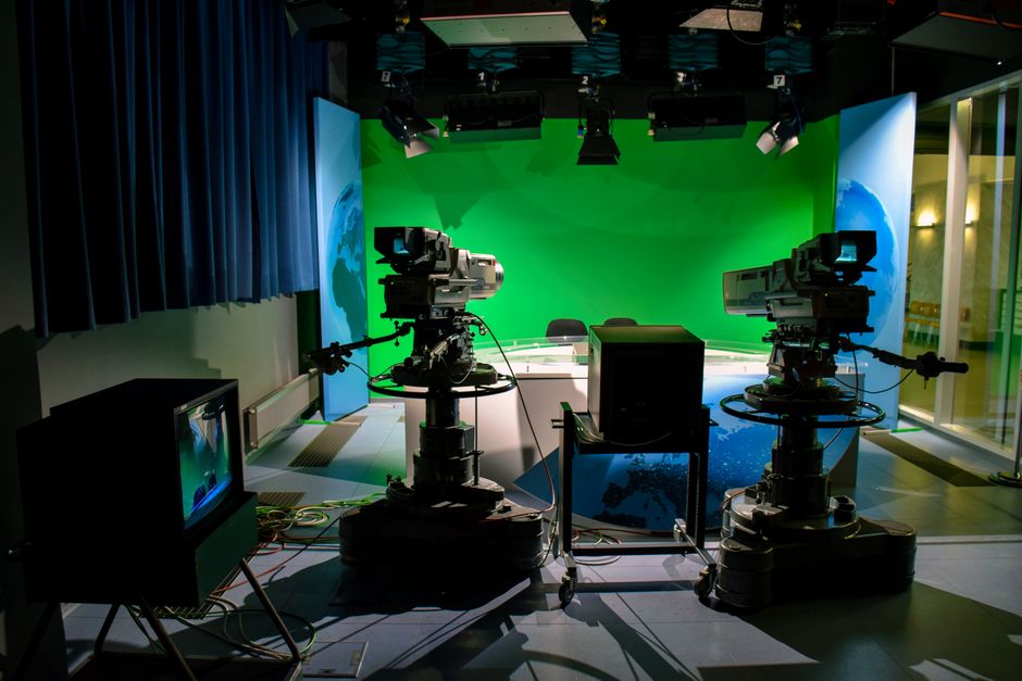media responsibility — The Fine Line Between Regulation and Censorship on TV (featured)