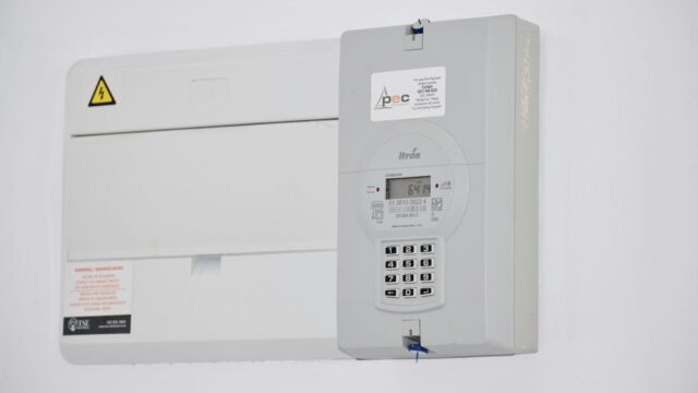 energy crisis — UK Energy Crisis: Read Your Meter to Fight Rising Costs (featured)